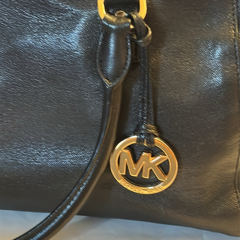 Michael Kors Snaplock Handbag Purse - Picture 4 of 17